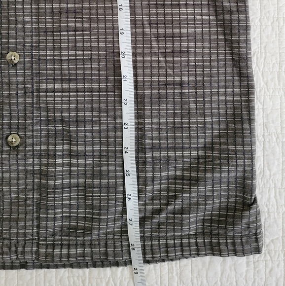 Columbia Men's Medium S/S Shirt EUC - Picture 5 of 5